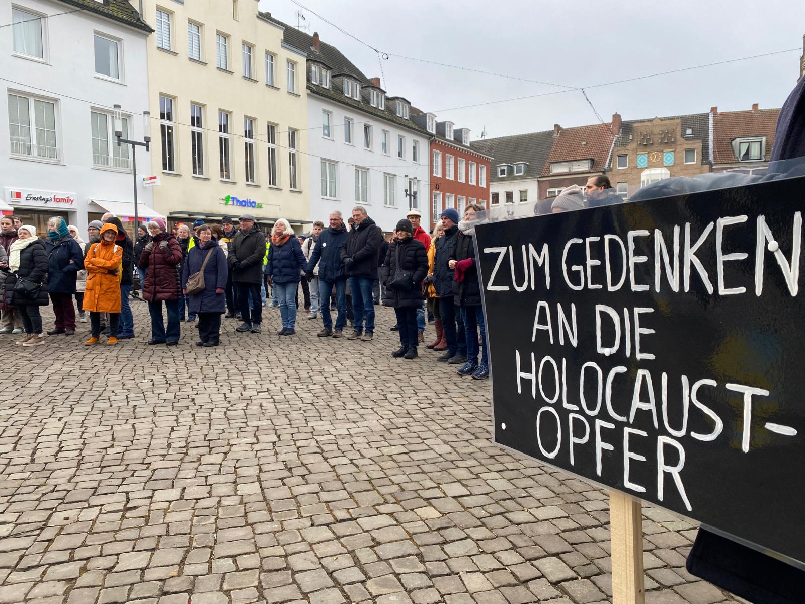 Schüler*innen erinnern in Dorsten an die Opfer des Holocaust