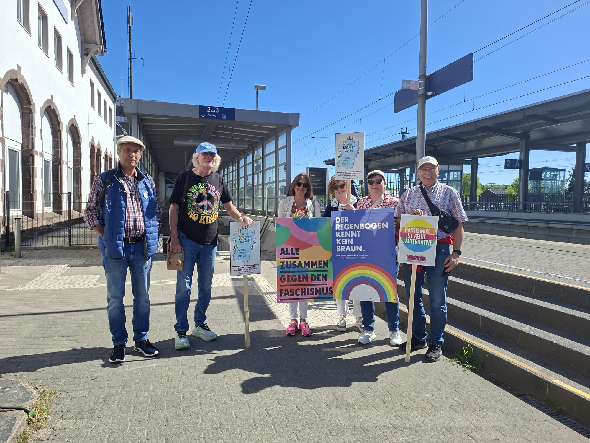 4.500 gegen „Die Heimat“